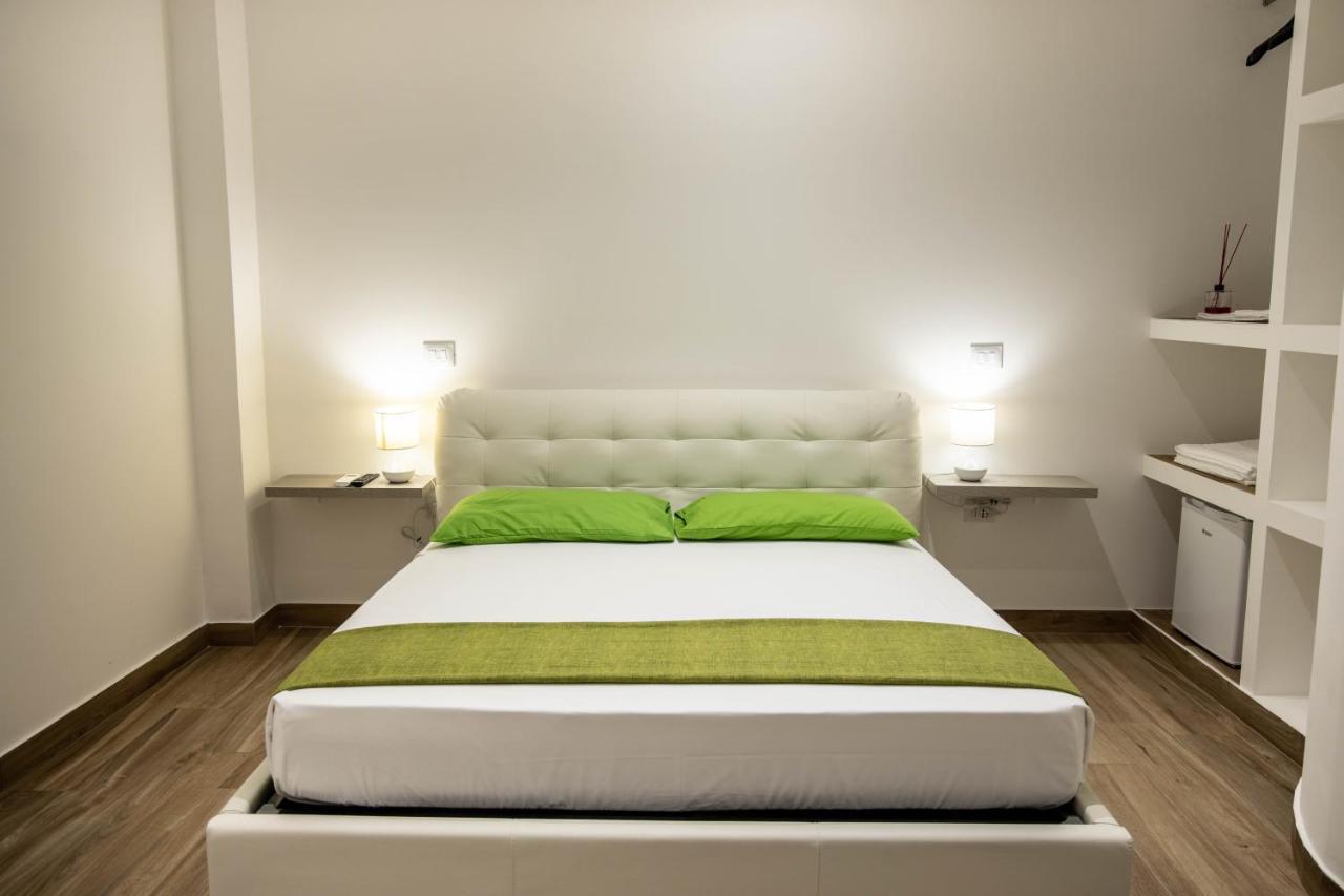 Beltrani Rent Rooms Trani Exterior foto